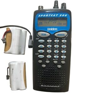 Uniden Bearcat SportCat 200 Black Portable Handheld Radio Scanner + 3 Batteries